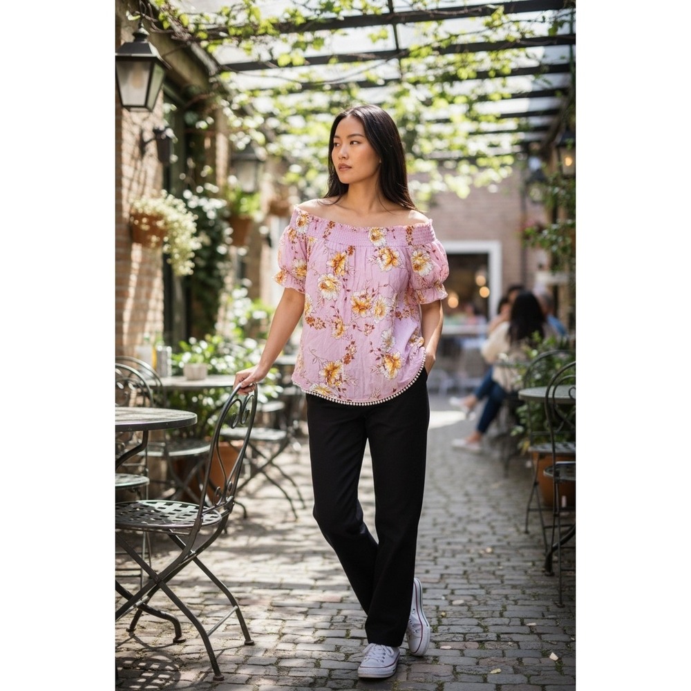 Rewind Women's Lilac Spark Off The Shoulder Floral Smocked Top Size M